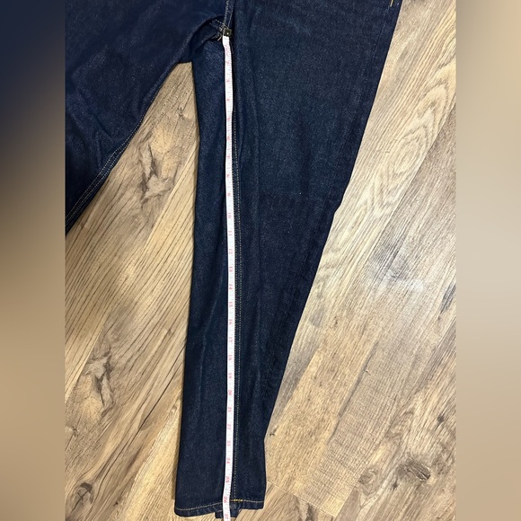 COS arch tapered jeans in indigo - Picture 8 of 10